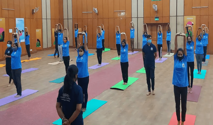 |Yoga Center| दिल्ली ध्यान और योग विज्ञान केंद्र योजना 2022: Apply & Benefits